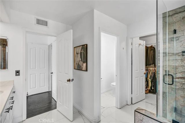 28314 Easton, Saugus, CA 91350
