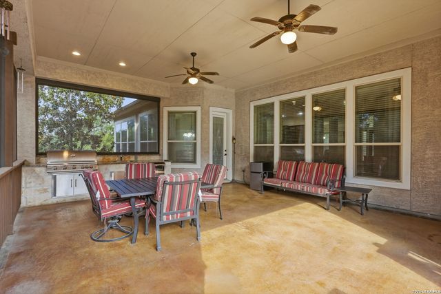 10819 Meadow Link, New Braunfels, TX 78132