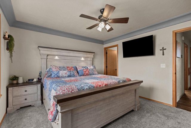 601 DEBRUIN ROAD, Combined Locks, WI 54113