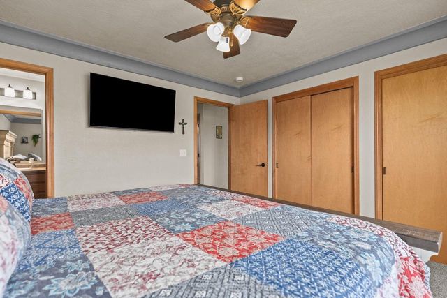 601 DEBRUIN ROAD, Combined Locks, WI 54113
