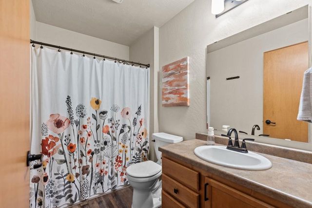 601 DEBRUIN ROAD, Combined Locks, WI 54113