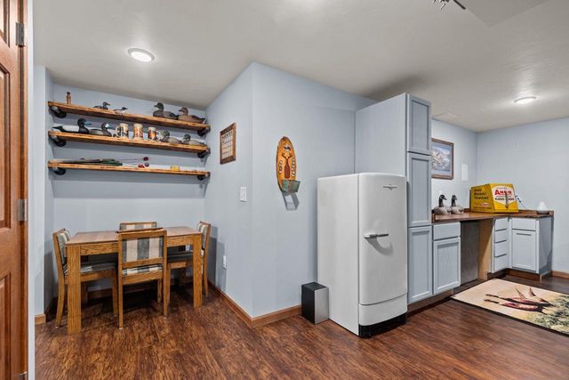 601 DEBRUIN ROAD, Combined Locks, WI 54113