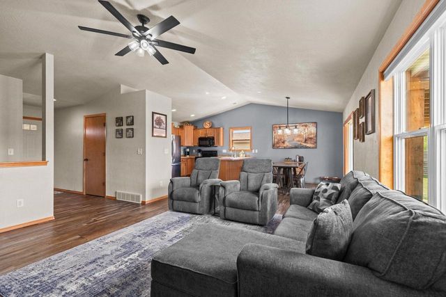 601 DEBRUIN ROAD, Combined Locks, WI 54113