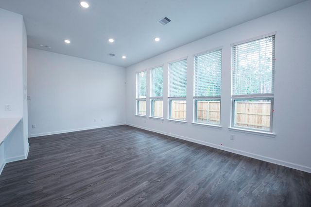 585 Dry Fork Lane, Conroe, TX 77304