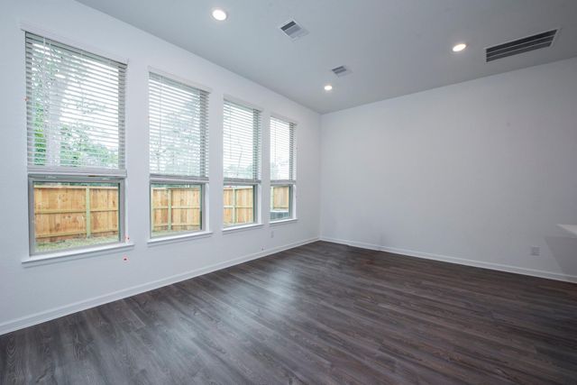 585 Dry Fork Lane, Conroe, TX 77304
