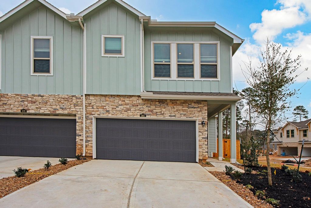 585 Dry Fork Lane, Conroe, TX 77304