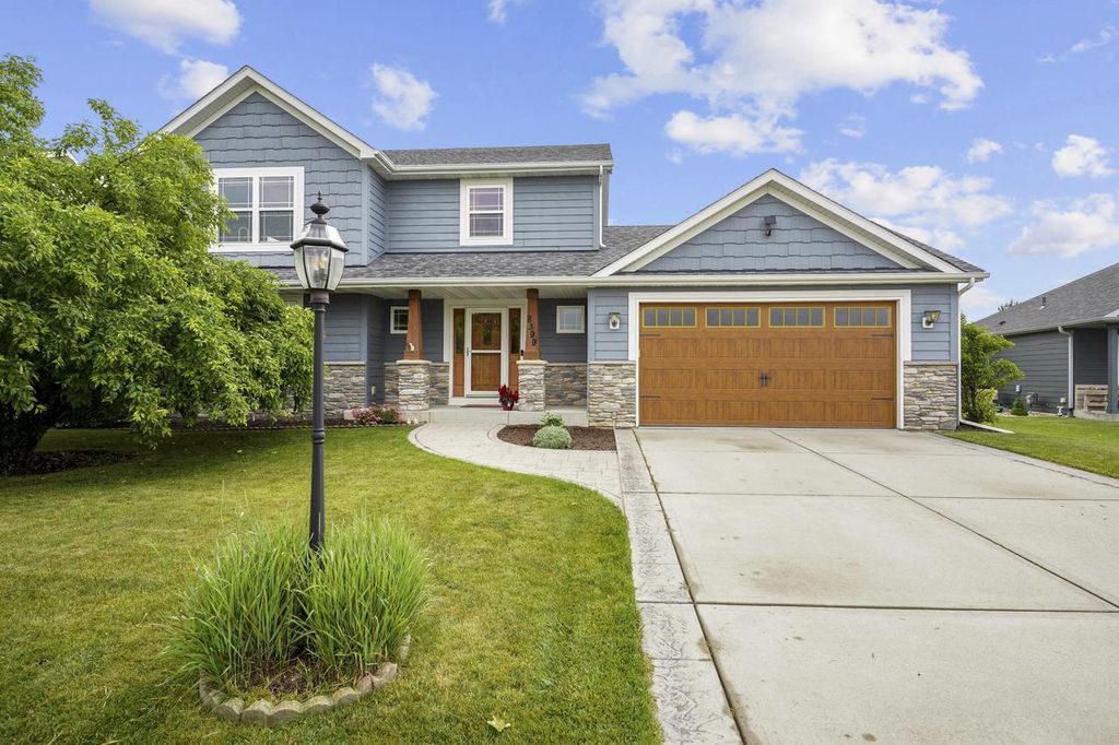 8399 94th AVENUE, Pleasant Prairie, WI 53158