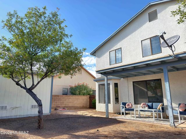 2741 W Camino Llano, Tucson, AZ 85742