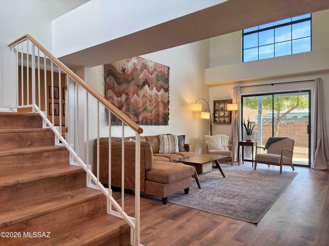 2741 W Camino Llano, Tucson, AZ 85742