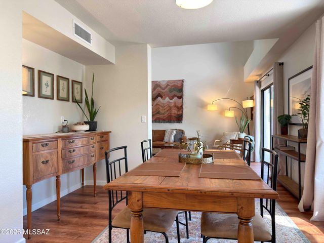 2741 W Camino Llano, Tucson, AZ 85742