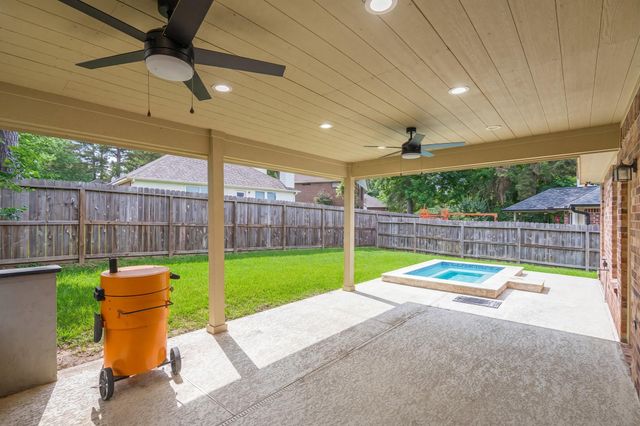 13302 Hidden Valley Drive, Montgomery, TX 77356