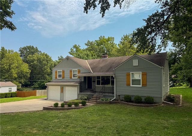 6127 Terrydale Street, Merriam, KS 66202