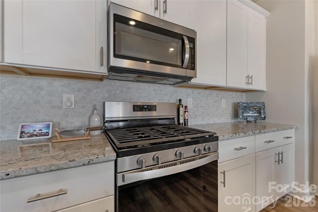 126 Johns Cardinal Drive, Mooresville, NC 28115