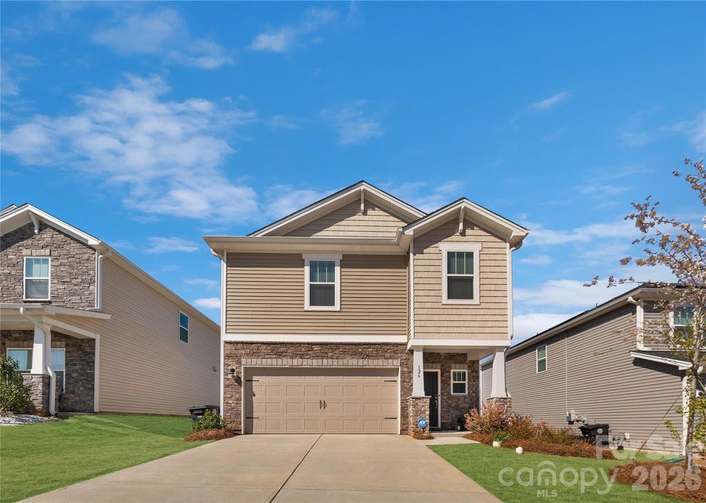 126 Johns Cardinal Drive, Mooresville, NC 28115
