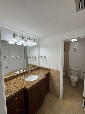 22 Salamanca Ave 806, Coral Gables, FL 33134