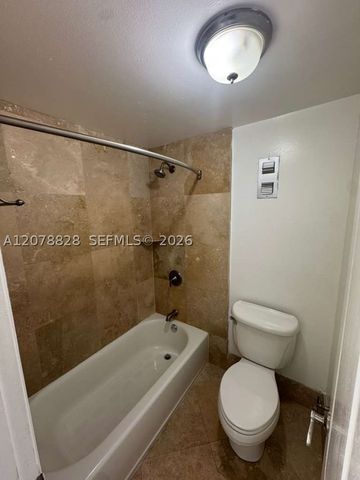 22 Salamanca Ave 806, Coral Gables, FL 33134