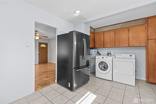 264 Taylor Ave NW, Renton, WA 98057