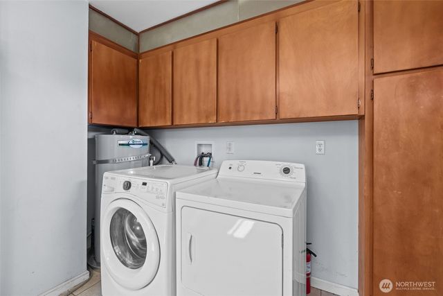 264 Taylor Ave NW, Renton, WA 98057