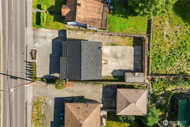 264 Taylor Ave NW, Renton, WA 98057