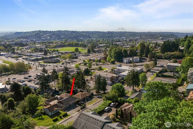 264 Taylor Ave NW, Renton, WA 98057