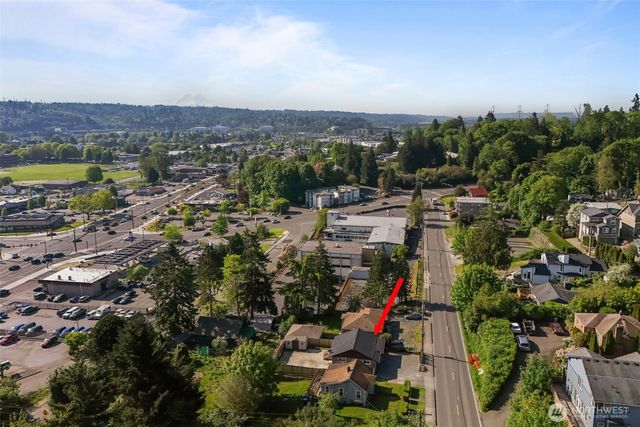 264 Taylor Ave NW, Renton, WA 98057