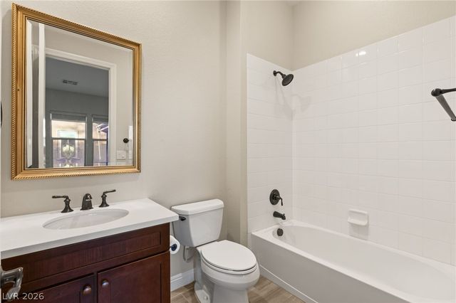 10179 Emerald Sunset Court, Las Vegas, NV 89148