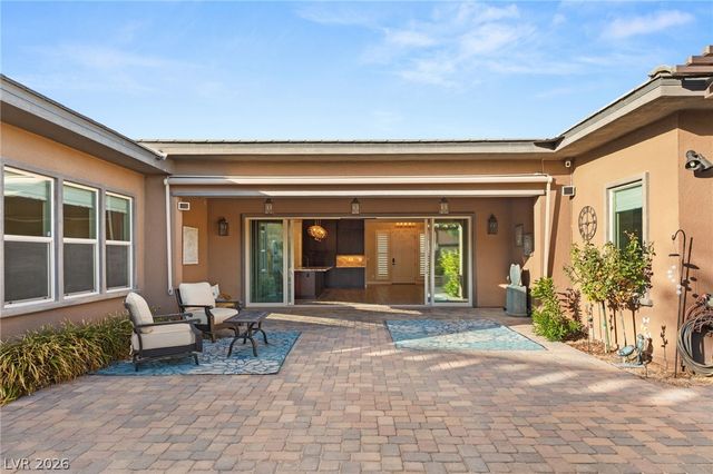 10179 Emerald Sunset Court, Las Vegas, NV 89148