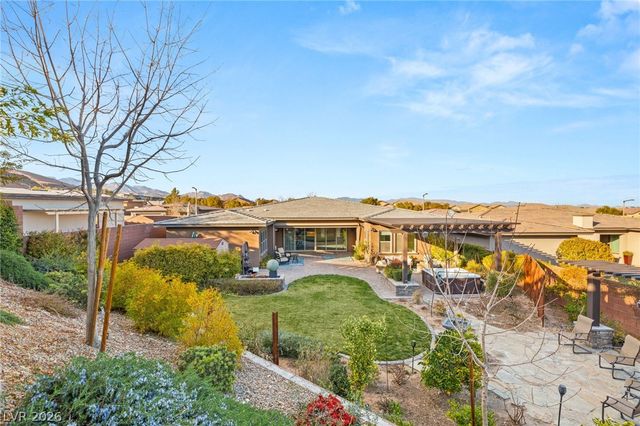 10179 Emerald Sunset Court, Las Vegas, NV 89148