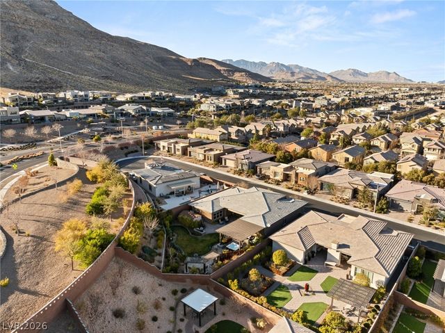 10179 Emerald Sunset Court, Las Vegas, NV 89148