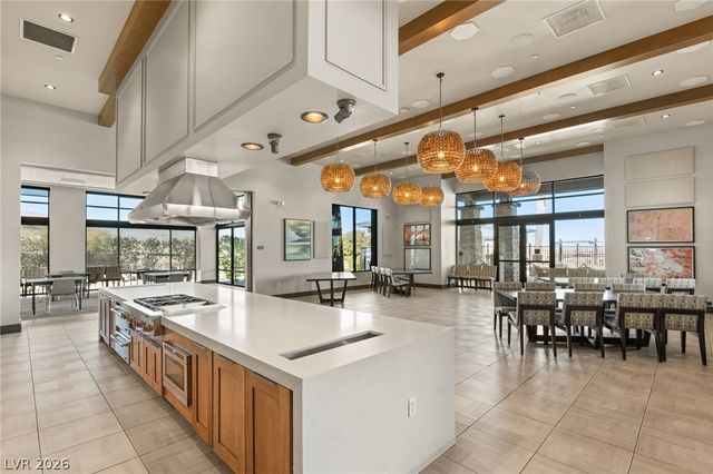 10179 Emerald Sunset Court, Las Vegas, NV 89148