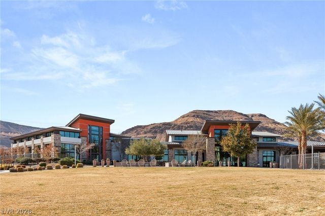 10179 Emerald Sunset Court, Las Vegas, NV 89148