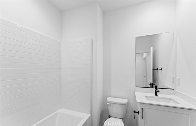 4242 East Honeybee Paseo, Ontario, CA 91761