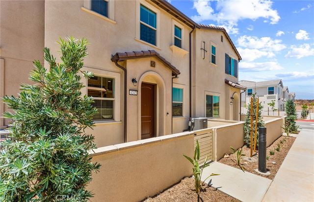4242 East Honeybee Paseo, Ontario, CA 91761