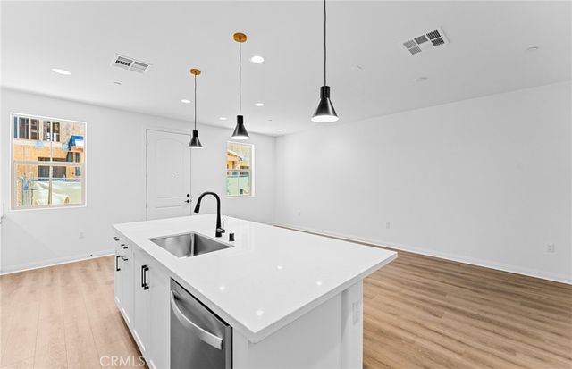 4242 East Honeybee Paseo, Ontario, CA 91761
