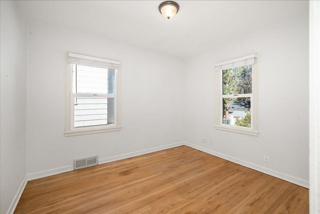 929 E 19th Ave, Spokane, WA 99203