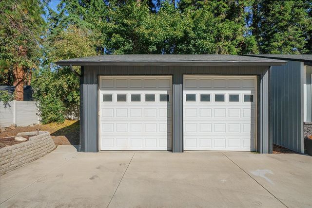 929 E 19th Ave, Spokane, WA 99203