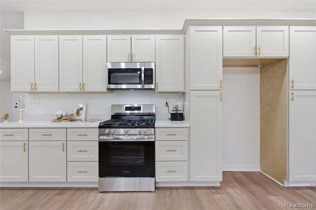 5350 List Road, Grass Lake, MI 49240