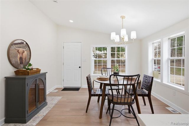 5350 List Road, Grass Lake, MI 49240