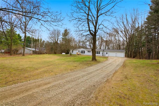 5350 List Road, Grass Lake, MI 49240
