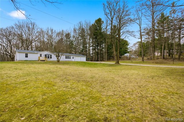 5350 List Road, Grass Lake, MI 49240