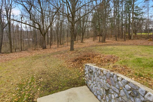 5350 List Road, Grass Lake, MI 49240