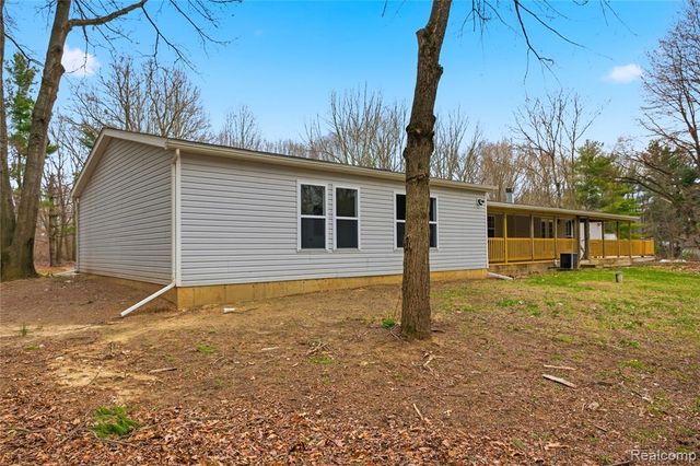 5350 List Road, Grass Lake, MI 49240