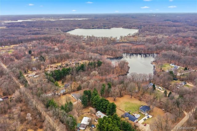 5350 List Road, Grass Lake, MI 49240