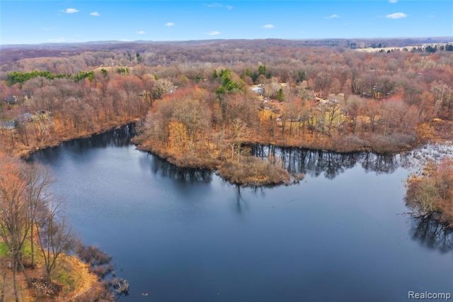 5350 List Road, Grass Lake, MI 49240