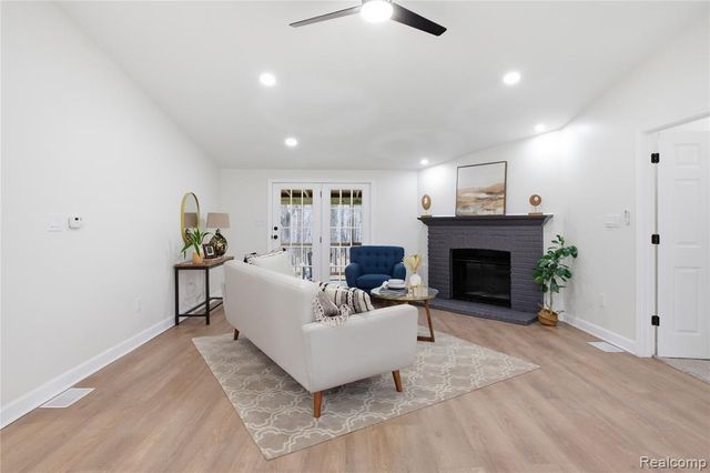 5350 List Road, Grass Lake, MI 49240