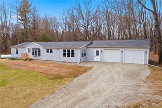 5350 List Road, Grass Lake, MI 49240