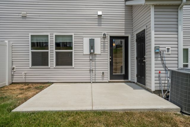 4689 Ridge Bend Dr, Nashville, TN 37207