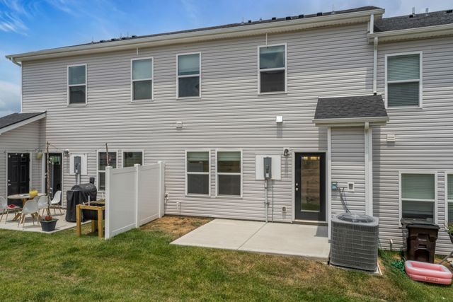4689 Ridge Bend Dr, Nashville, TN 37207