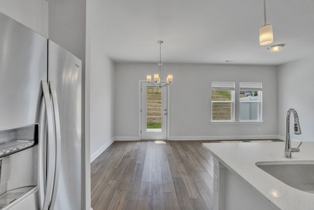 4689 Ridge Bend Dr, Nashville, TN 37207
