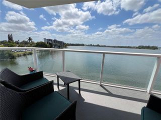 1301 NE Miami Gardens Dr 405W, Miami, FL 33179